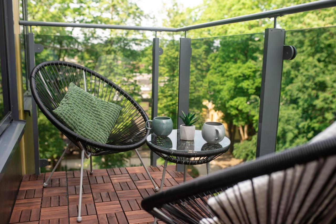 2 Bedroom Apt, 2 Garage Spots & Balconies, Self Check-In, By Cohost Друскининкай Экстерьер фото